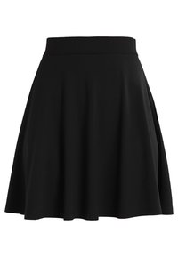 Schwarzer Skaterrock aus weichem Stoff, mit einem breiten Bund und einer ausgestellten Silhouette, die eine glatte Textur ohne sichtbare Muster aufweist.