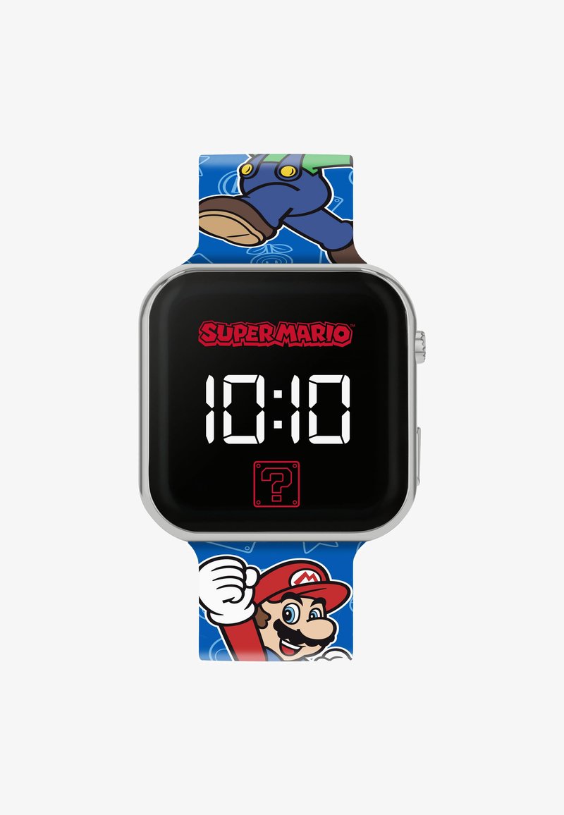 Montre numérique carrée avec un cadran noir affichant l'heure "10:10", accentuée par un bracelet bleu décoré de personnages de dessins animés, dont Mario et Luigi.