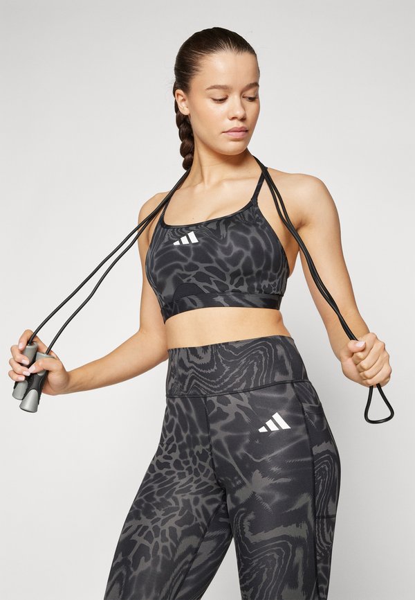 AEROREACT  LIGHT SUPPORT 3STRIPES BRA - Light support sports bra4
