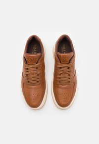 Cole Haan Sneakers - tan