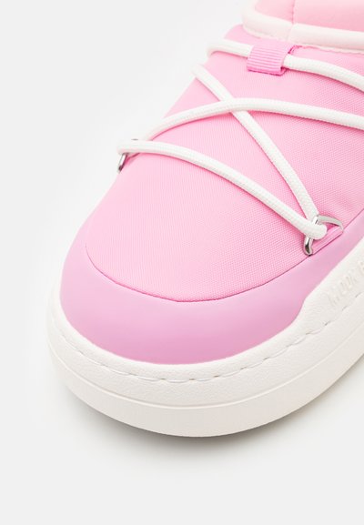 Moon Boot PARK ICON UNISEX - Pantofi slip-on - pink