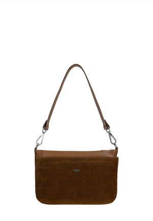 Sac à épaule en daim et cuir marron avec des fermoirs argentés et un petit logo métallique au centre à l'avant.