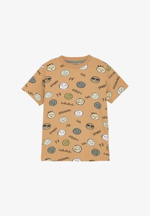 Korte mouw T-shirt van zacht katoen, tan kleur met verschillende emoji gezichten en tekstpatronen in diverse kleuren, ronde halslijn.