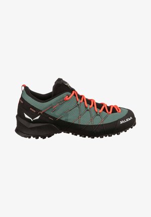 Salewa WILDFIRE 2 - Outdoorschoenen - duck green/black