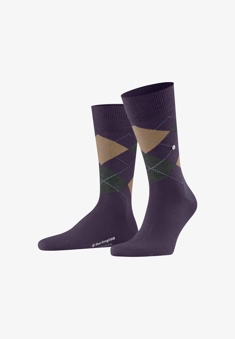 Chaussettes argyle violettes avec un motif en diamant en beige, vert et accents bleus ; fabriquées en matériau doux et extensible pour le confort.