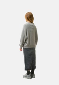 Authentic Cashmere ADORIA  szary melanż