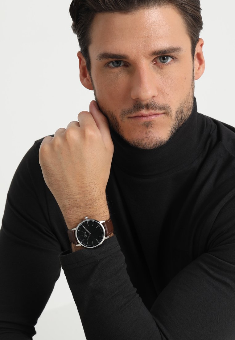hugo boss exist watch