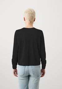 GAP Petite VINTAGE SET IN CREW - Camisola de manga comprida - black