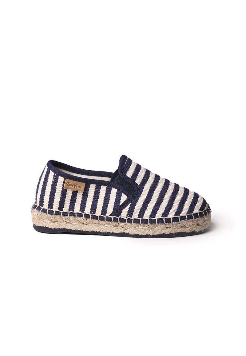 Espadrilla a righe con tessuto in cotone blu e bianco, suola in juta intrecciata, inserto laterale elastico e etichetta con logo.