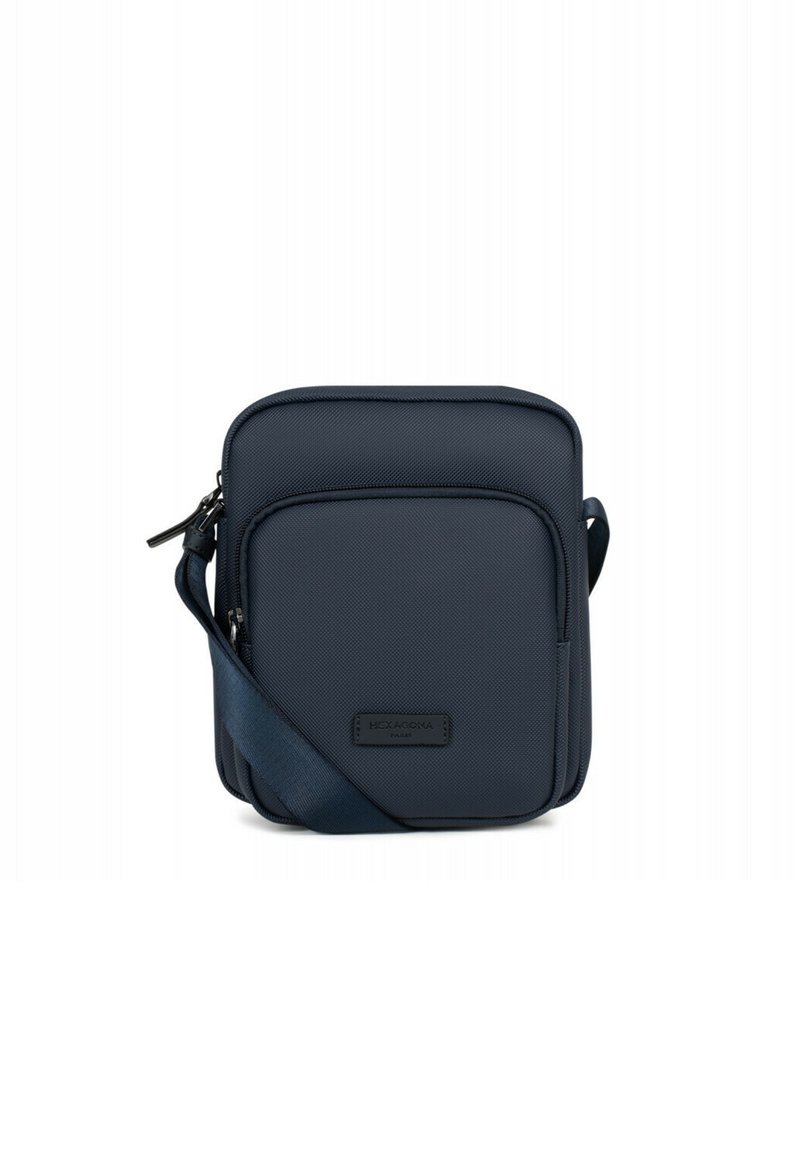 Borsa a tracolla blu navy realizzata in tessuto testurizzato, con forma rettangolare, tasca frontale con zip e tracolla regolabile. Presenta un logo del marchio.