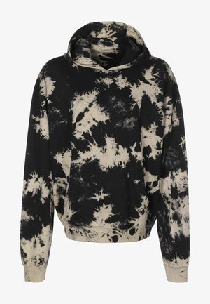 Sweat à capuche tie-dye noir et beige avec manches longues et une poche kangourou à l'avant, présenté sur un fond blanc.