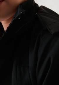 LELA REGULAR FIT - Parka - black