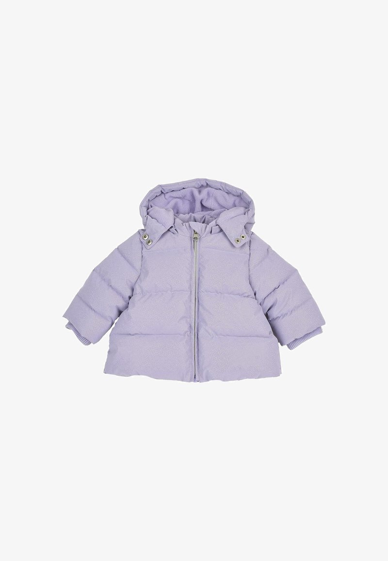 Veste matelassée lavande pour tout-petit avec capuche, fermeture éclair frontale, boutons-pression au col et poignets côtelés aux manches longues.