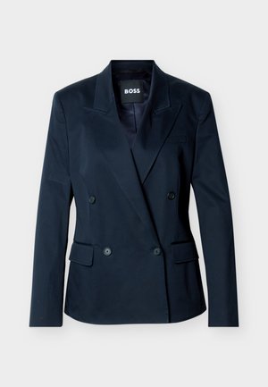 Sacou bleumarin cu două rânduri de nasturi, rever ascuțit, patru nasturi negri, două buzunare frontale cu clapetă și etichetă interioară "BOSS".