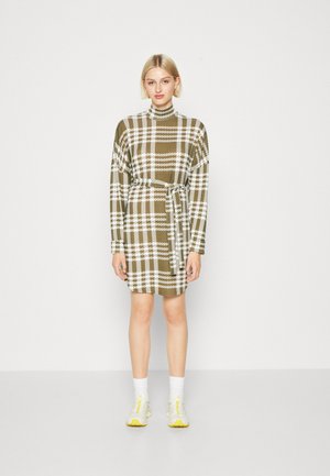 Noisy May NMCITY AVA SHORT DRESS - Kampsunkleit - kalamata/white