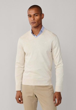 V NECK - Trui - candle white