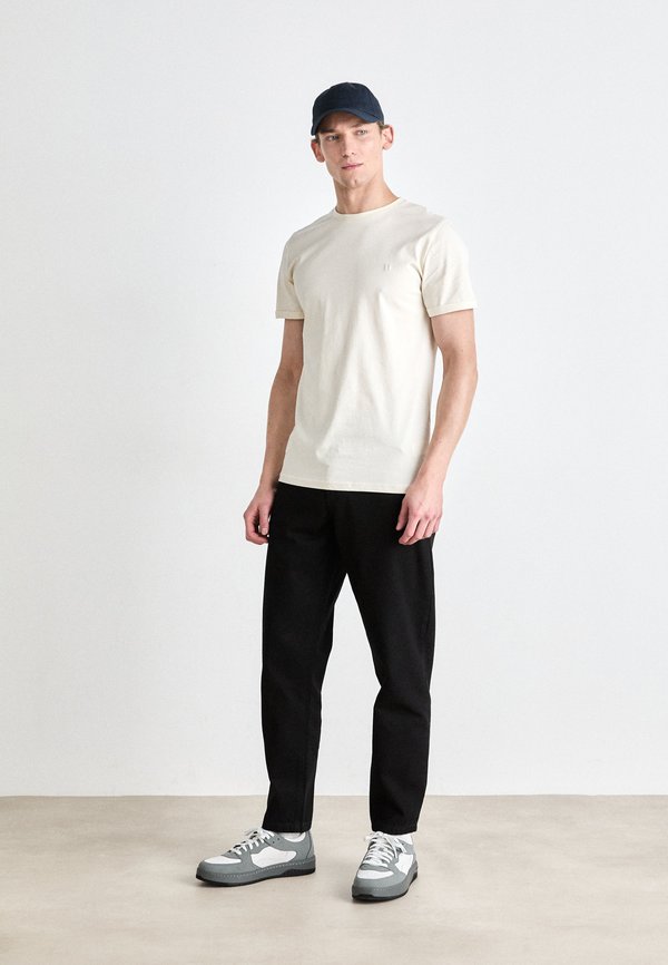 NØRREGAARD TONAL - Basic T-shirt - ivory3