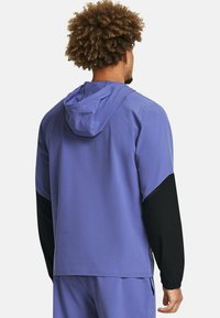 Under Armour CHALLENGER PRO - Trenirka - starlight