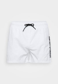Seleccionado, white