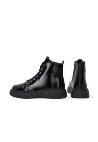 VENEZIA SNEAKERS - Kotníkové boty na platformě - black