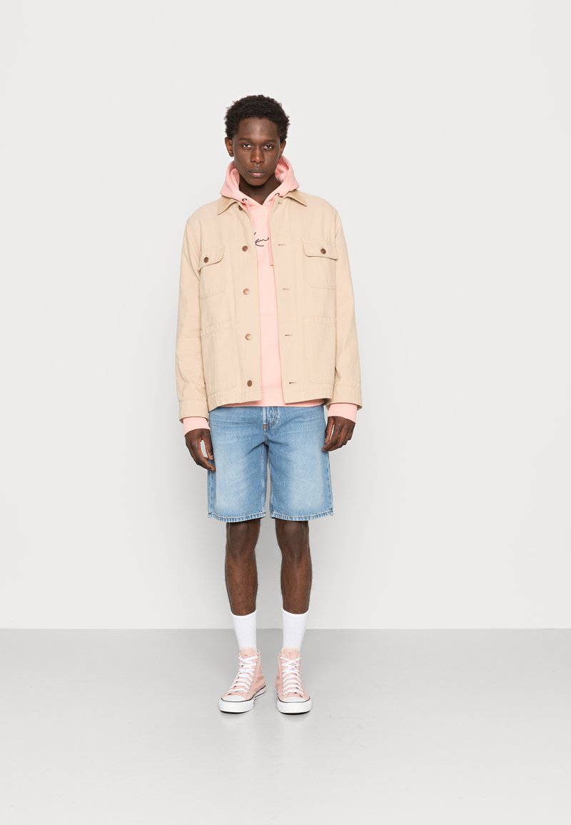 Damen Sweatshirts | Karl Kani SMALL SIGNATURE HOODIE UNISEX Kapuzenpullover light rose/rosa - EM07796 Damen Sweatshirts | Karl Kani SMALL SIGNATURE HOODIE UNISEX Kapuzenpullover light rose/rosa - EM07796