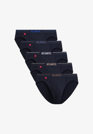 Pięć par czarnych męskich slipów z kolorowymi gumkami w pasie oznaczonym napisem „ATLANTIC” w kolorach niebieskim, szarym, białym, beżowym i brązowym, ułożonych diagonalnie.