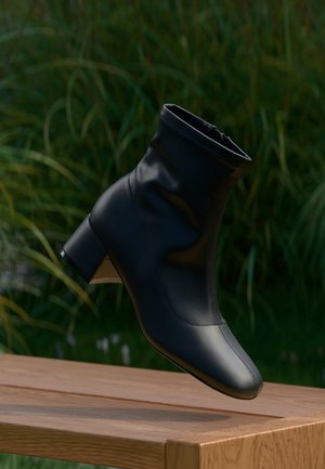 Anna Field, Bottines - black