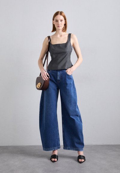 REMAIN SUITING - Top - tornado