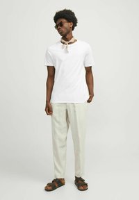 Jack & Jones Hlače chino - crockery