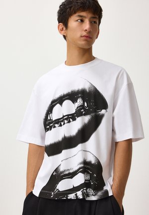 House, T-SHIRT MIT DRUCK - Print T-shirt - white
