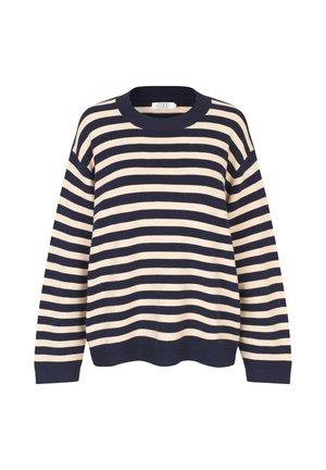 Sweter w paski w kolorach granatowym i kremowym, z prążkowanym teksturem, okrągłym dekoltem, długimi rękawami i luźnym krojem. Brak widocznych zapięć.