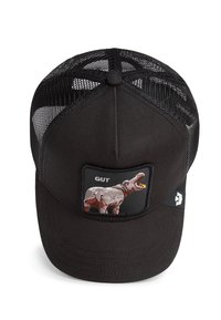 Gorra de béisbol negra con parte trasera de malla, que presenta un parche cuadrado con un hipopótamo y la palabra "GUT" en blanco. Diseño estructurado y ajuste ajustable.