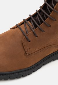 Geox GHIACCIAIO - Botas para la nieve - coffee