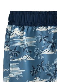Pantaloni da bagno blu con vita elasticizzata, caratterizzati da un motivo tropicale di palme bianche e nuvole. Tessuto liscio e leggero.