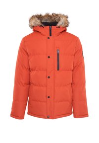 Veste d'hiver orange isolée avec capuche bordée de fausse fourrure, fermeture éclair avant et boutons-pression, ainsi qu'une poche poitrine zippée.