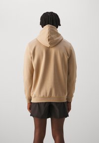Puma BIG LOGO - Sudadera - prairie tan