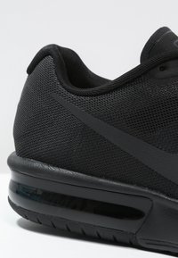 Nike Performance Zapatillas running asfalto - black
