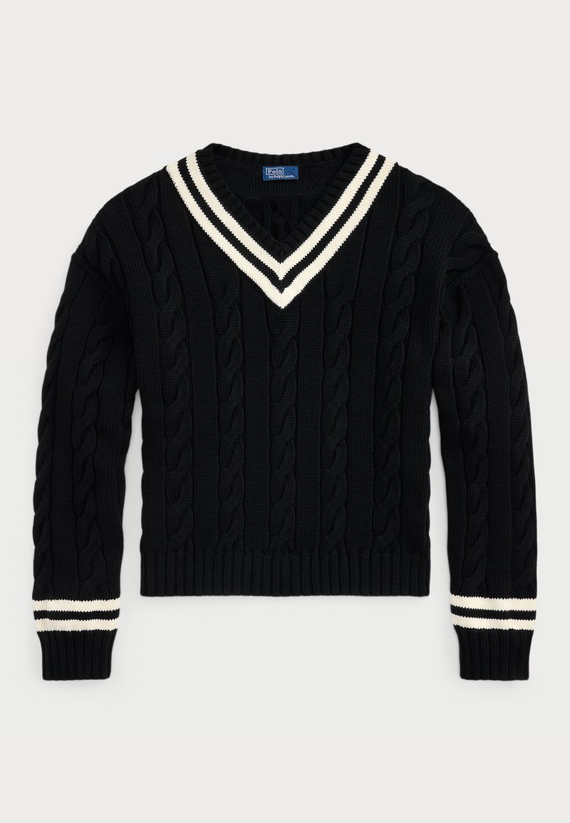Pull en tricot noir avec un col en V, présentant un motif de tricot en torsades, des accents rayés blancs et crème au niveau du col et des poignets.