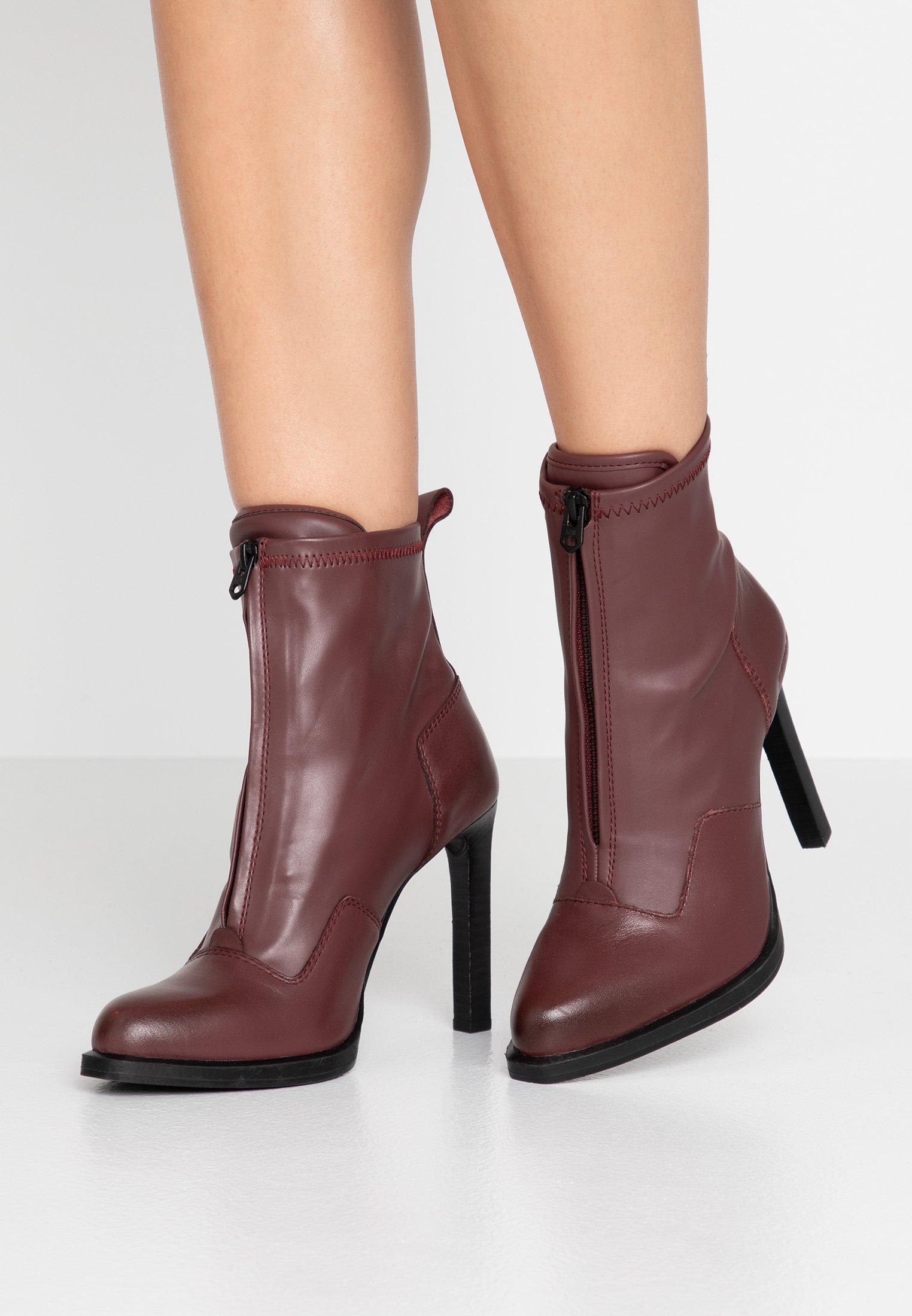 g star strett heel boots