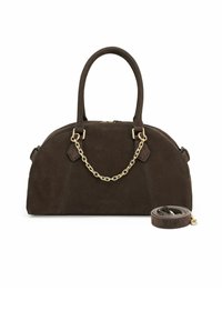 Borsa in camoscio marrone con forma arrotondata, doppio manico superiore, dettagli in catena dorata e tracolla rimovibile. Chiusura con zip sulla parte superiore.