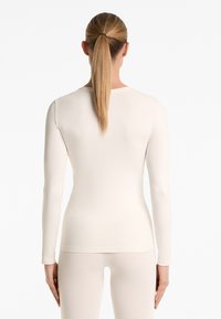 OYSHO SEAMLESS BASE LAYER - Langarmshirt - stone