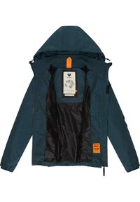 Vandeniui atspari mėlyna žiemos striukė su nuimama kapure, elastingomis rankogaliais ir juodu pamušalu, kuriame yra subtilus raštas. Su logotipu ir etiketėmis.