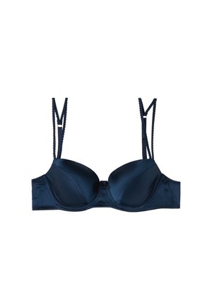 Soutien-gorge en satin bleu marine avec armature, bonnets moulés et fines bretelles réglables, présentant une finition texturée et des détails de couture délicats.