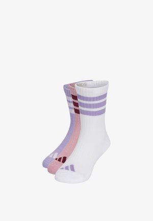 Trois paires de chaussettes mi-mollet en blanc, rose et violet, chacune avec deux bandes horizontales près du haut et un logo sur les orteils.