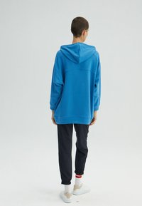 Touché Privé HOODED OVERSIZE - Mikina - stone blue denim