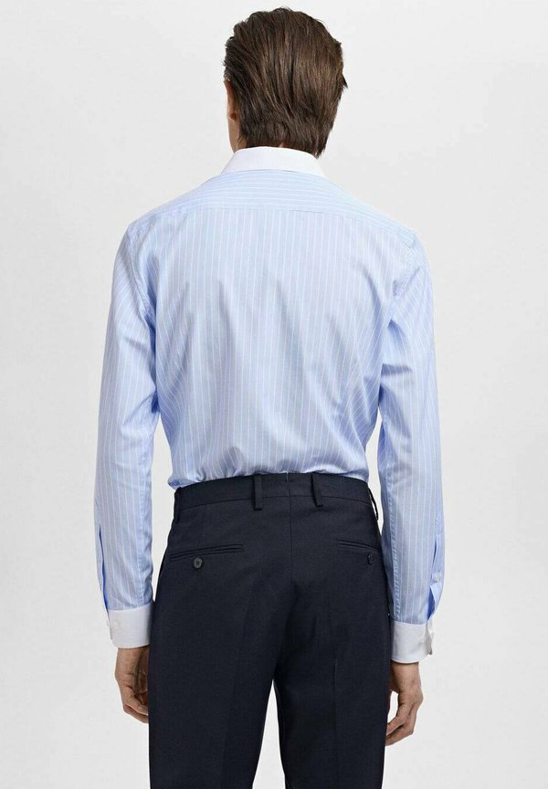 STRIPED-PRINT - Shirt2