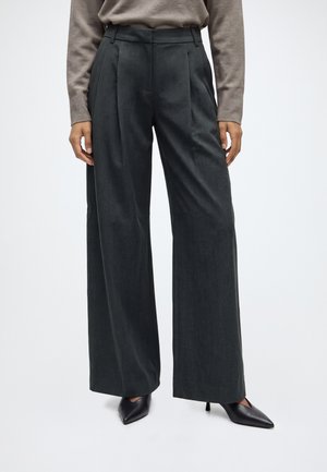 Weekday, PLEATED SUITING TROUSERS - Pernera ancha - dark grey