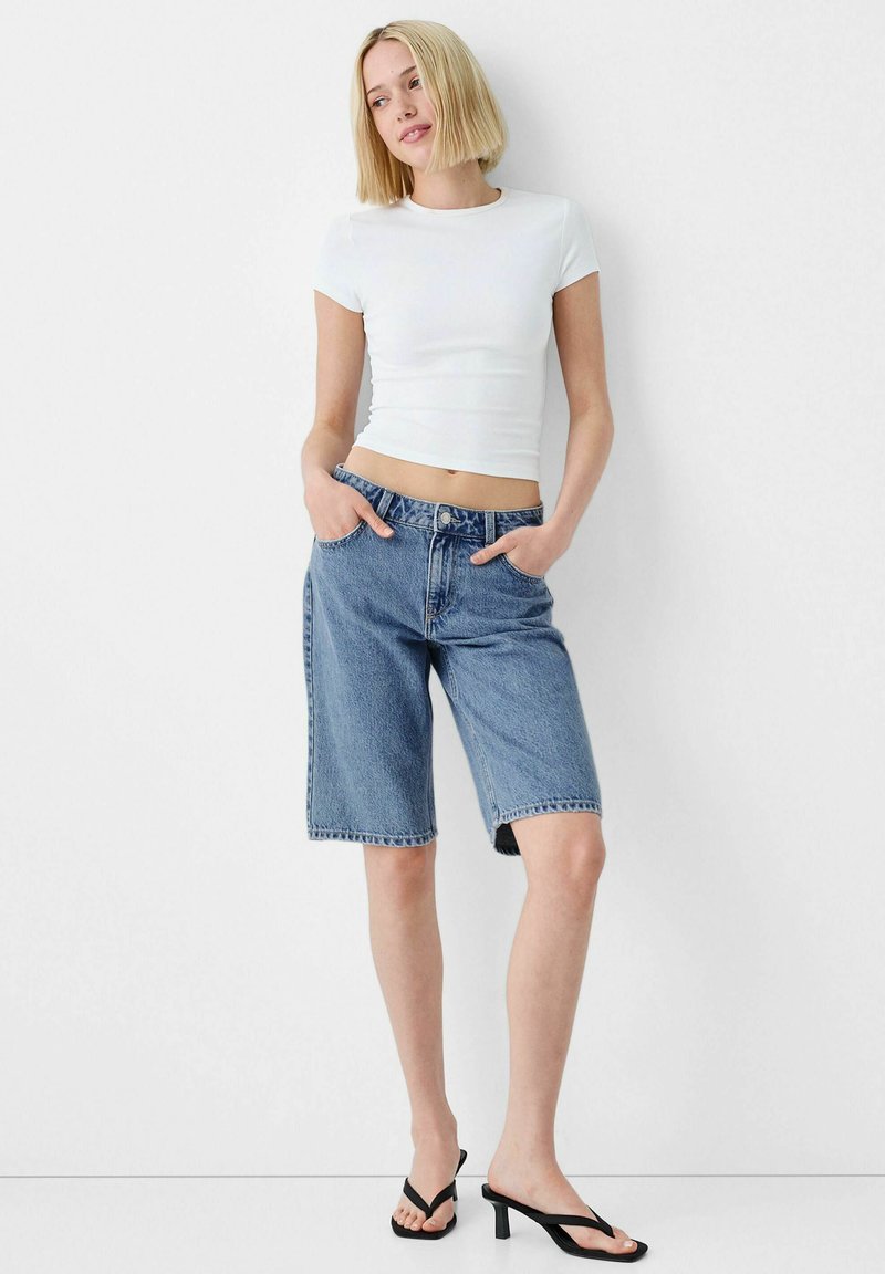 Bershka Jeansshort lichtblauw denim