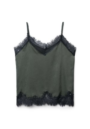 Camisole in satin verde scuro con spalline regolabili, caratterizzata da un delicato bordo in pizzo nero lungo il collo e l'orlo per un tocco di eleganza.