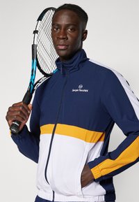 Ensemble Tennis Sergio Tacchini Jupe Short + Débardeur Bleu Taille M/38 - Neuf Avec étiquettes